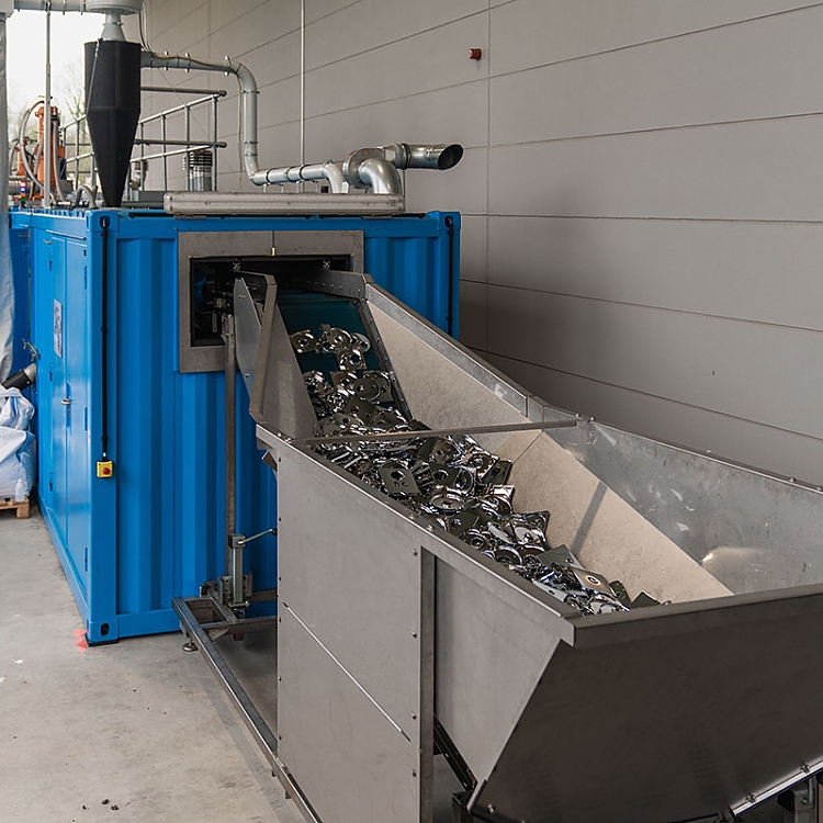 Recycling galvanisierter Kunststoffe.