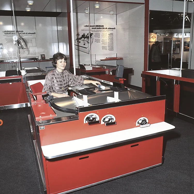 Kassentisch 1984.