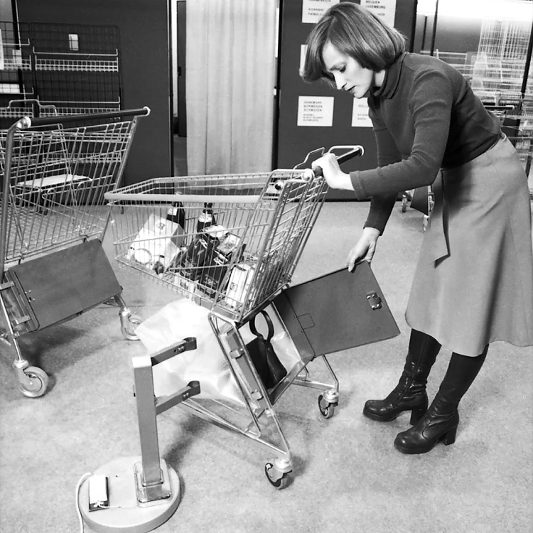 Einkaufswagen 1975.