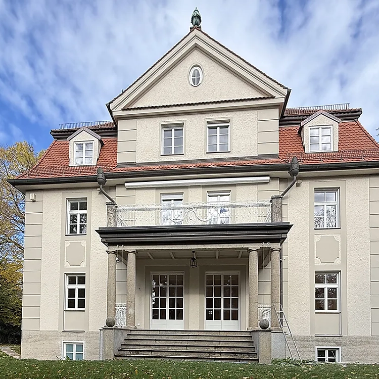 Bodenprojekt des Jahres 2026 ist eine kernsanierte Jugendstilvilla in München. Fotos: Bauer GmbH & Co.