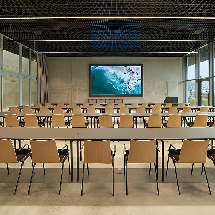 Vier Lernräume für Fachpräsentationen, Wissensaustausch und Workshops bündeln auf ca. 500 qm die Aufmerksamkeit der Besucher.